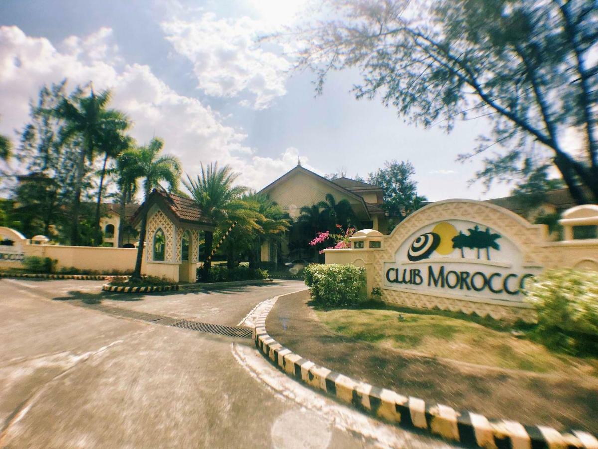 Club Morocco Beach Resort And Country Club Subic Exterior foto